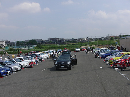 3008と