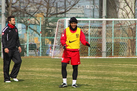 まだ2～3日目ながら笑顔のマゾーラ