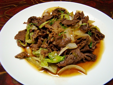 牛肉とレタスの甘辛炒め