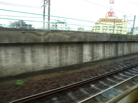 特急「はまかいじ」の車窓4