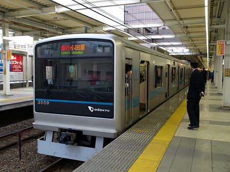 小田急線(町田駅)5