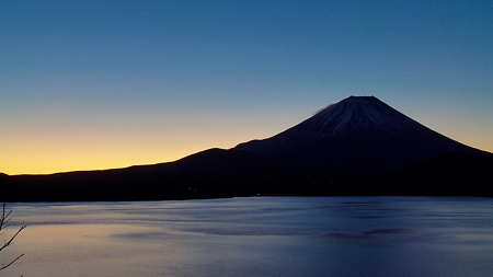 富士山＠本栖湖の夜明け