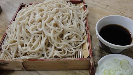 おおもり 浅草翁そば 500円 ここのそばが無性に食べたくなったので、サンドブラストの帰りに寄った。