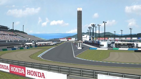 スーパースピードウェイからロードコース